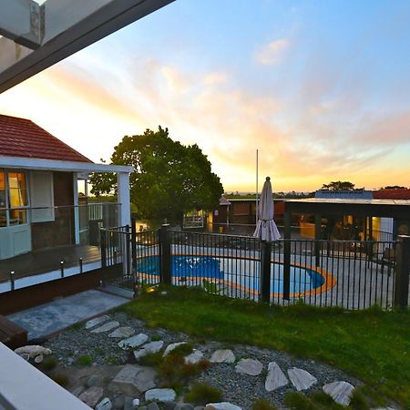 Holiday House In Totara Park Auckland Dış mekan fotoğraf